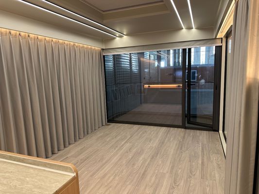 Multi-fonctionnel haut de la mode de luxe minuscules maisons préfabriquées capsule spatiale mobile personnalisée taille 2 chambre à coucher conteneur maison