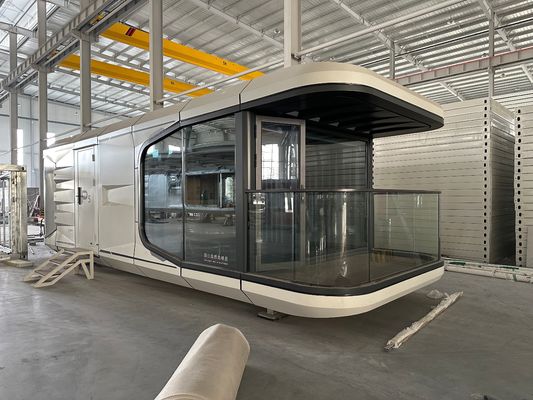 Resorts de luxe en plein air Mobiles Prefab Tiny Houses Home Space Capsule Living Container House pour l'hôtel en couleur personnalisée