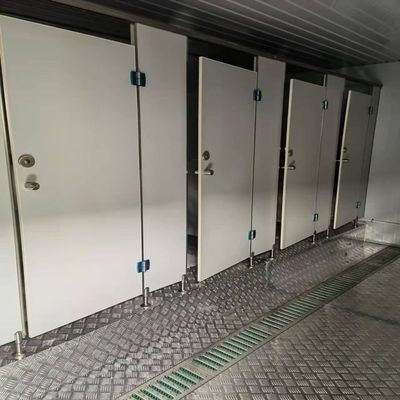 Fin de la liste 20 40 pieds prêt à l'emploi Portable moderne mobile miniature préfabriqué conteneur pliable Toilette avec accessoires Sac à ordures