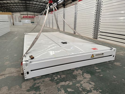 Installation rapide Prêt à l'emploi 20 pieds 30 pieds 40 pieds en acier panneau sandwich en laine de verre maison de conteneur pliable avec porte de sécurité