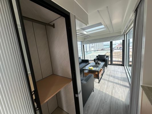 Décoration d'intérieur personnalisée Design moderne Capsule de camping de luxe Maisons préfabriquées avec système intelligent