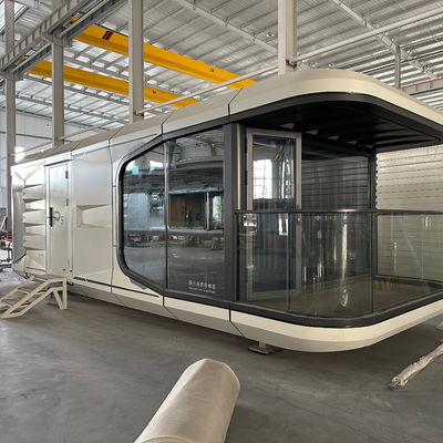 Luxueux complexe touristique Container maison moderne élégant 2 chambres à coucher Capsule Hôtel avec fenêtre en aluminium