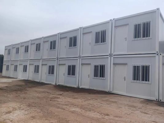 Panneau sandwich en acier préfabriqué maison de conteneurs à paquet plat personnalisé avec 15-25 ans de durée de vie et un design personnalisable