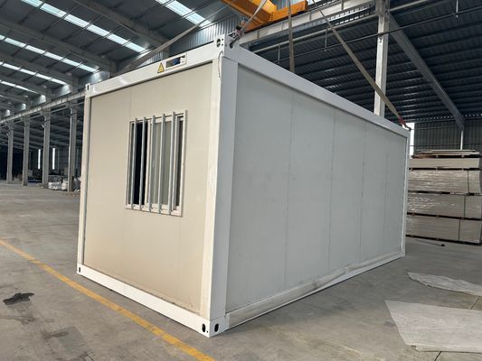 Mise à niveau Construire rapidement 20ft 30ft 40ft personnalisé modulaire imperméable à l'eau verre laine panneau sandwich porte-conteneur pliable maison avec 1