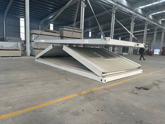 Matériau résistant aux intempéries 20ft 40ft Container Folding House Container Prefabricated Folding House pour le bureau et l'école