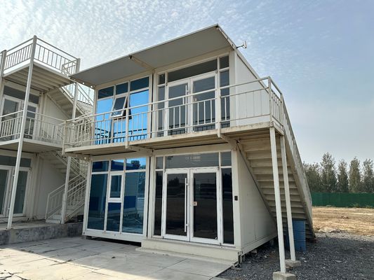 Maison de conteneurs à chargement plat avec conception personnalisée et design de luxe 20FT/40FT