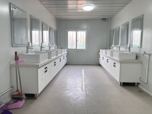 Fonction extérieure Maison de conteneurs à paquet plat sur mesure de plusieurs tailles avec un design moderne et une isolation acoustique