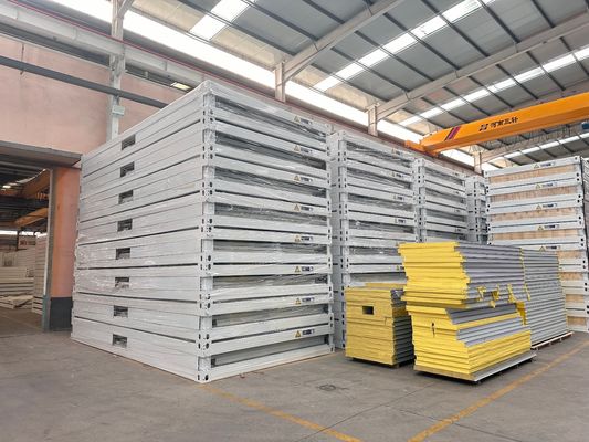 Porte en aluminium préfabriquée maison de conteneurs pour la fonction imperméable à l'eau imperméable au feu dans la maison isolée personnalisée