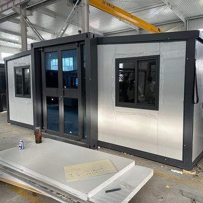 Maison de conteneurs amovible évolutive de 20 pieds avec panneau mural ignifuge imperméable à l'eau et chambres à coucher