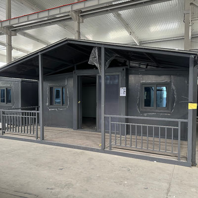 Construction préfabriquée de fenêtre en acier mobile durable Australie 20 40 pieds Petite maison modulaire en fibre de verre toit cadre en acier maison de conteneur extensible