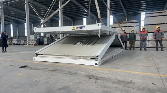 Maison de garde classique bureau pliable de luxe préfabriqué petite maison de conteneur préfabriqué avec 70% de gain de temps