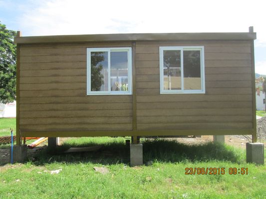 Maison de conteneurs pour les travailleurs avec conception carrée personnalisée et installation facile