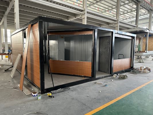 Maison de conteneurs élargie de 20 pieds avec cuisine design moderne entièrement meublé 2 chambres portable