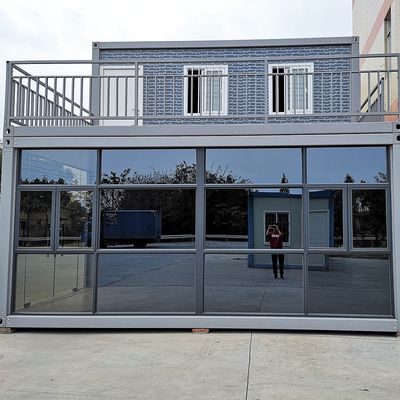 Maison de conteneurs détachable multifonctionnelle facile à installer avec une durée de vie de 15 à 30 ans et une conception de module préfabriqué