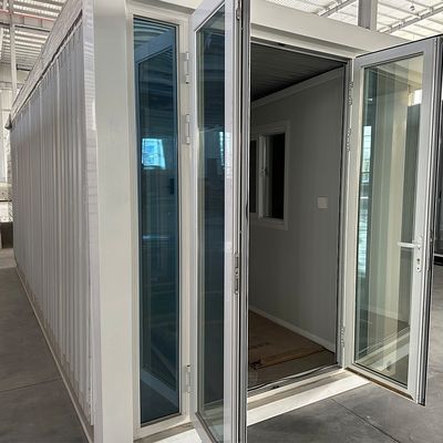Maison de conteneurs expandable de 20 pieds 40 pieds Luxe avec panneau murale en laine de verre galvanisé et épaisseur standard