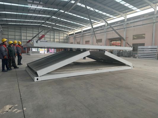 Épaisseur standard Maison de conteneurs de deux étages Maison de conteneurs de 40 pieds Maison préfabriquée pliable Maison miniature préfabriquée