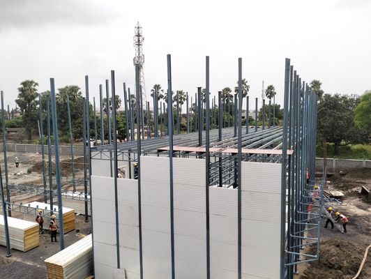 Facilité d'utilisation Des kits de maison préfabriquée pour le complexe de Turquie 20FT/40FT Des kits de complexe de design personnalisés