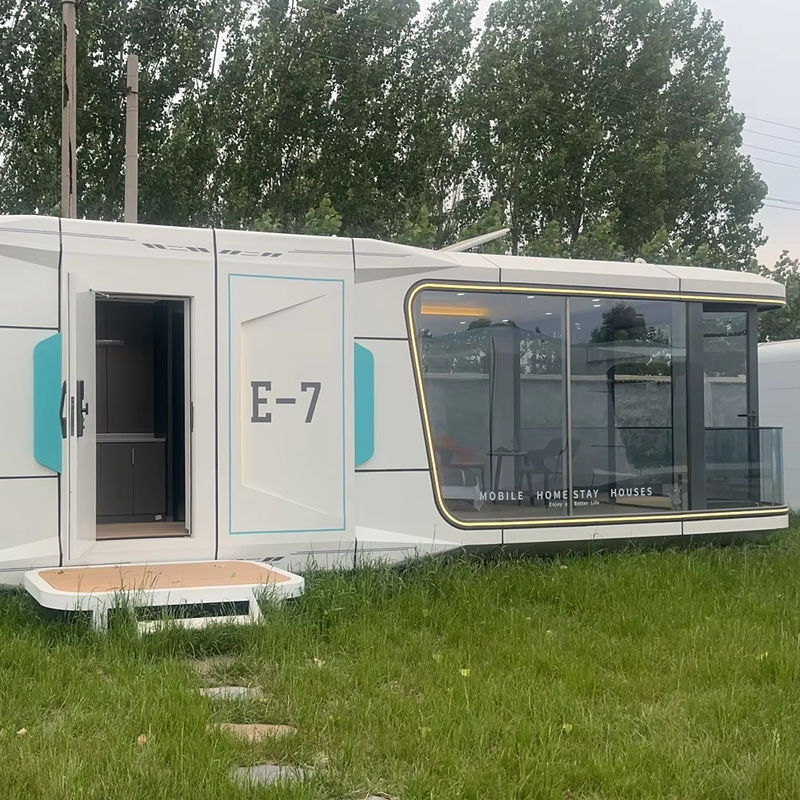 Container modulaire écologique maison avantage de la plaque d'aluminium personnalisée Capsule de mur maison pour l'hôtel en plein air