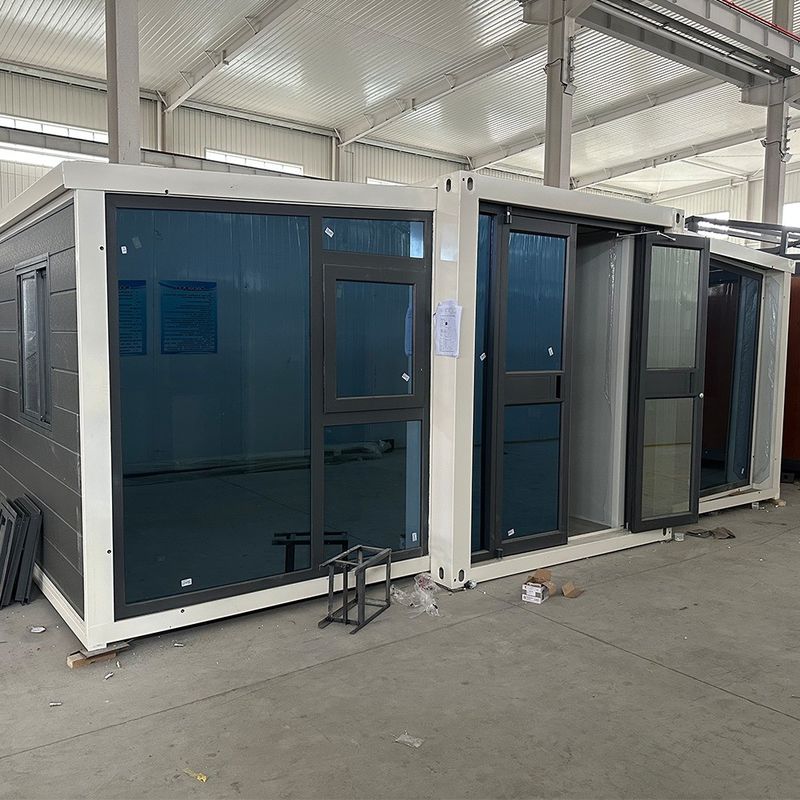 Chambres préfabriquées ignifuges portables Chambres en conteneurs expandables multifonctions pour la vie mobile