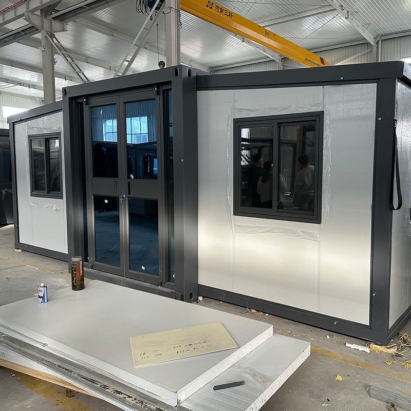 Installation personnalisée Prêt à expédier Container d'énergie mobile maison pour assembler des conteneurs de maison préfabriqués flexibles