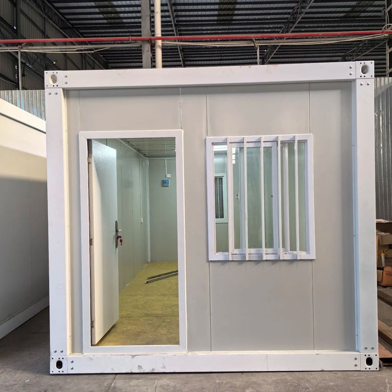 Camps de réfugiés Cabines de conteneurs stables Cabines avec 50 mm EPS/rockwool Matériau mural Kit de maison préfabriqué