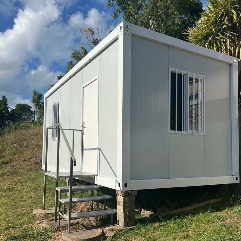 Maison de conteneur modulaire de 50 mm EPS / rockwool en matériau mural avec couleur personnalisée