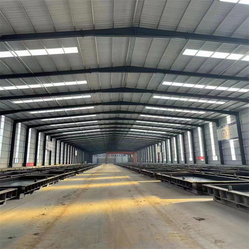 Facile à installer entrepôt métallique de structure préfabriquée en acier avec acier léger Q345 Q235 service de cadre principal et de coupe